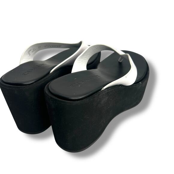 Coach black & white Platform Flip Flops Size 5 Sculpted C Chunky Y2K Sandals - Picture 12 of 12